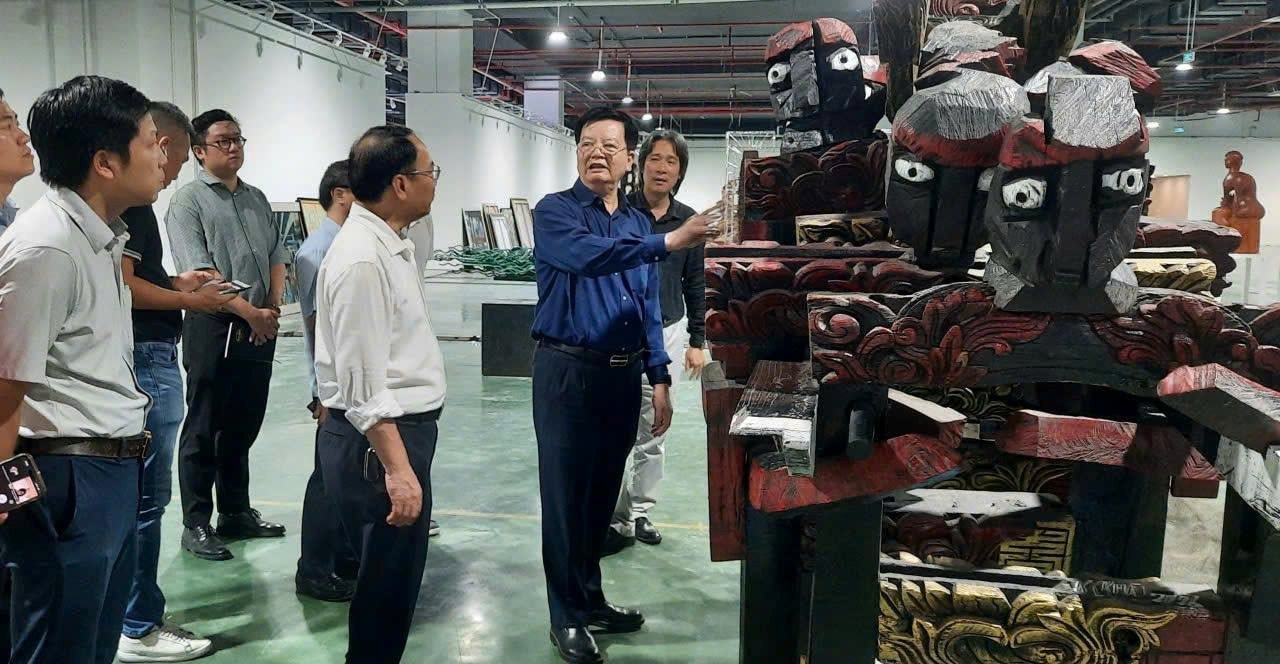 Chỉ 2 ngày nữa, Việt Nam chứng kiến một sự kiện chưa có tiền lệ, hơn 100 DN tham gia, có cả xe chống đạn - Ảnh 4