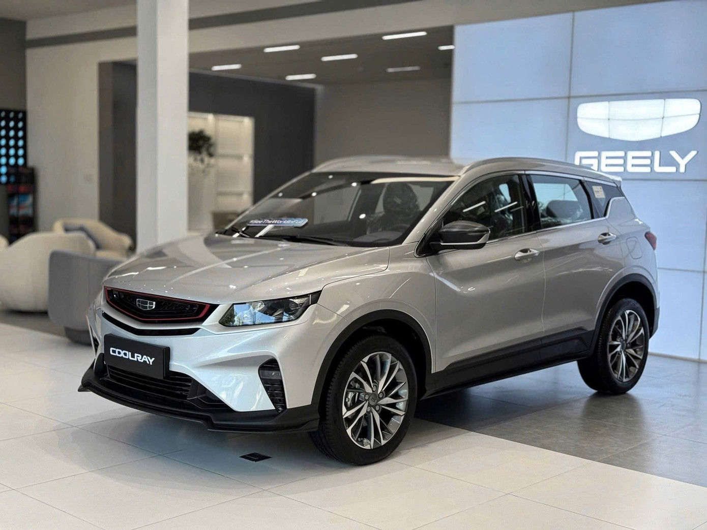 Ô tô Trung Quốc ồ ạt giảm giá tại Việt Nam - Ảnh 2
