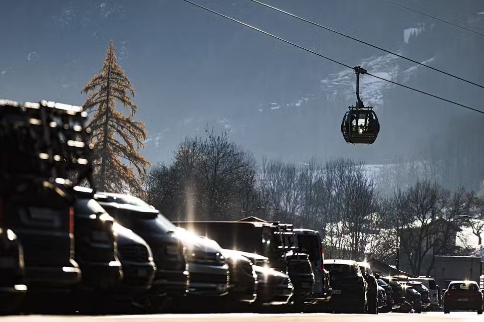 Trái đất xuất hiện những mùa mới - Ảnh 1