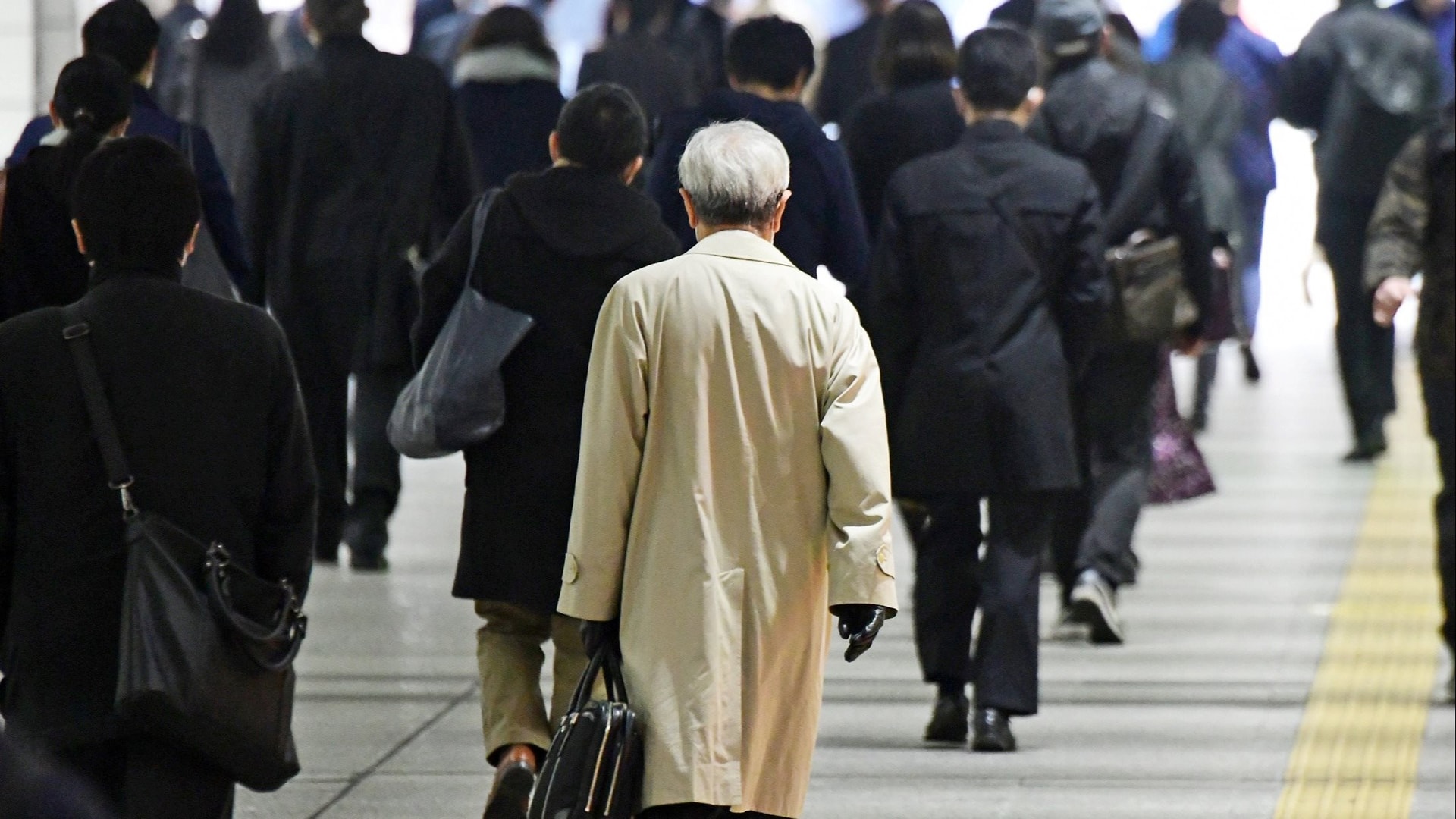 Nhật Bản đón kỷ lục buồn chưa từng có trong lịch sử, Thủ tướng gọi đây là tình trạng “khẩn cấp thầm lặng” của đất nước - Ảnh 1