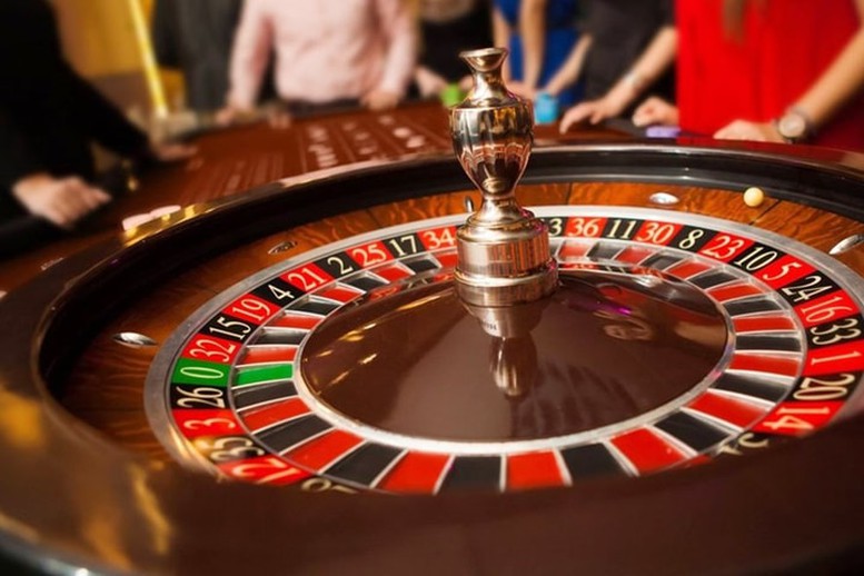 Các hành vi bị nghiêm cấm trong kinh doanh casino - Ảnh 1