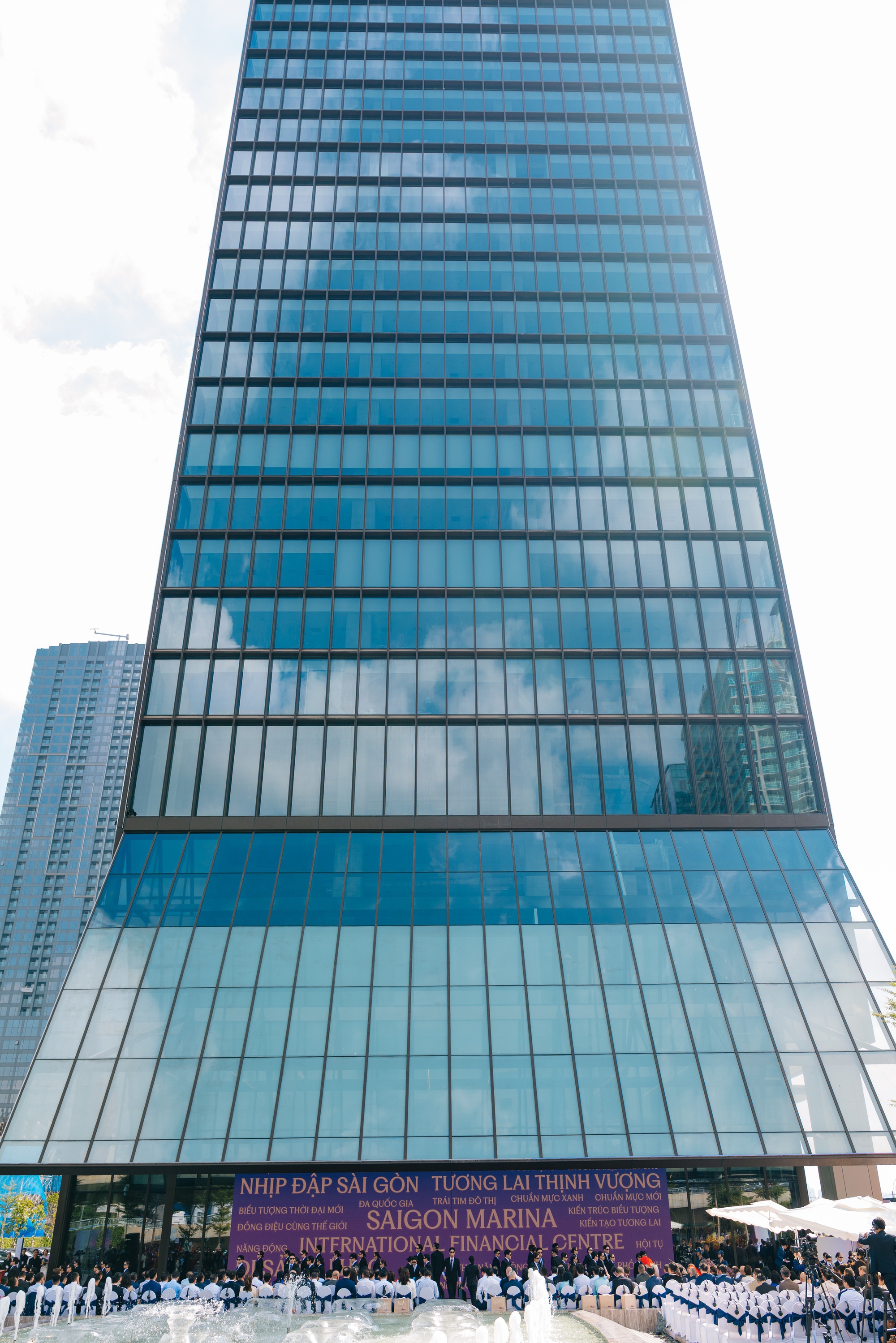 Bên trong biểu tượng tài chính 55 tầng Saigon Marina IFC, một trong những tòa nhà cao nhất Việt Nam - Ảnh 19