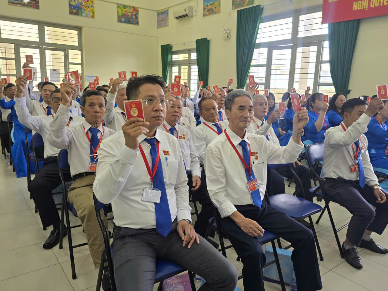 Phường Đông Hưng Thuận, TP HCM mở rộng, nâng cấp hàng loạt tuyến đường, hẻm - Ảnh 3