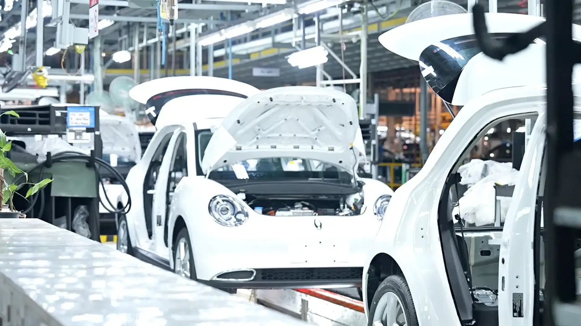 Sếp Hyundai 'đặt dấu hỏi' về giá xe điện rẻ bất thường của Trung Quốc - Ảnh 1