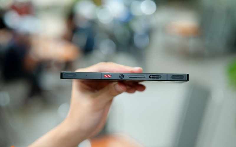 Chiếc điện thoại mạnh nhất thế giới mới về Việt Nam có gì hay? - Ảnh 3