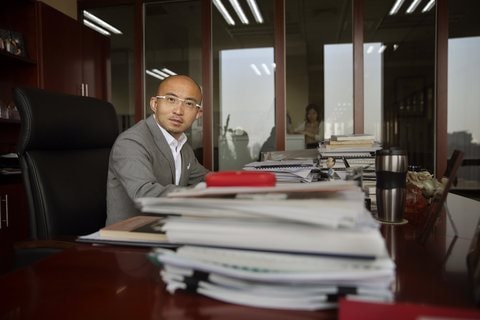 Chủ tịch ngân hàng nổi tiếng Trung Quốc bất ngờ xuất hiện trở lại sau 2,5 năm biến mất, đế chế 2 tỷ USD sắp có biến động lớn? - Ảnh 2