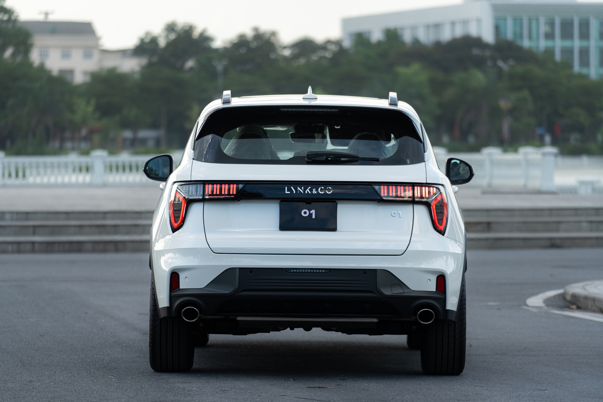 Chi tiết Lynk & Co 01 bản 'base' vừa ra mắt: Giá rẻ hơn 80 triệu đồng, bỏ một số tính năng nhưng vẫn còn ADAS - Ảnh 12