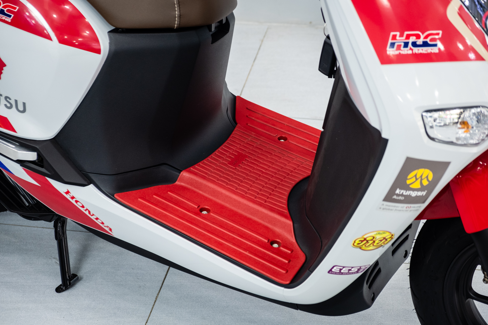 'Cận cảnh' hàng hiếm Honda Giorno+ SC35 ThaiGP đầu tiên về Việt Nam, giới hạn 99 chiếc trên toàn thế giới, giá có thể cả trăm triệu - Ảnh 14