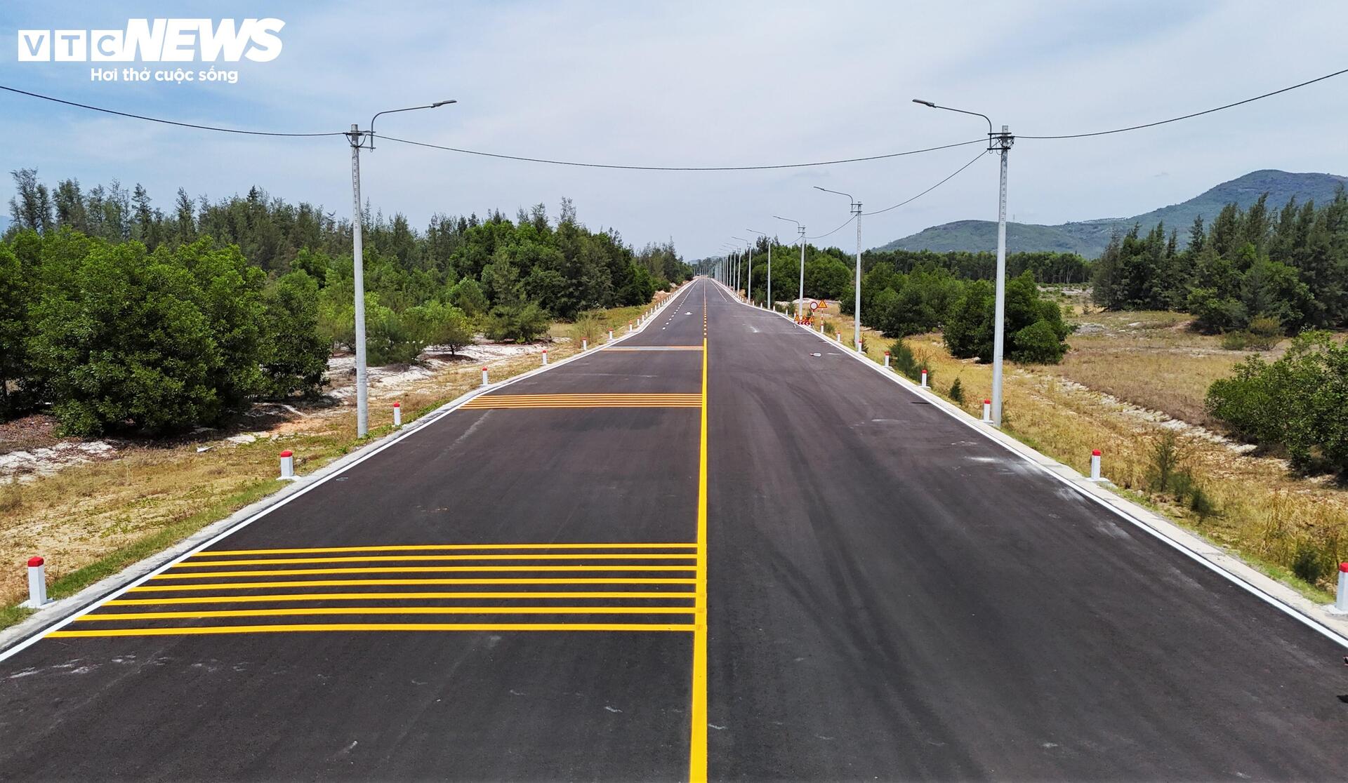 Ngắm tuyến đường 800 tỷ, ‘mạch máu giao thông’ trọng điểm của Gia Lai - Ảnh 5