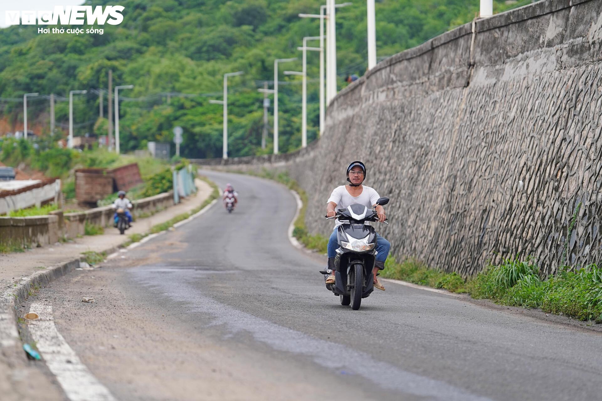 Cận cảnh đường ven biển kết nối TP.HCM - Lâm Đồng - Ảnh 19