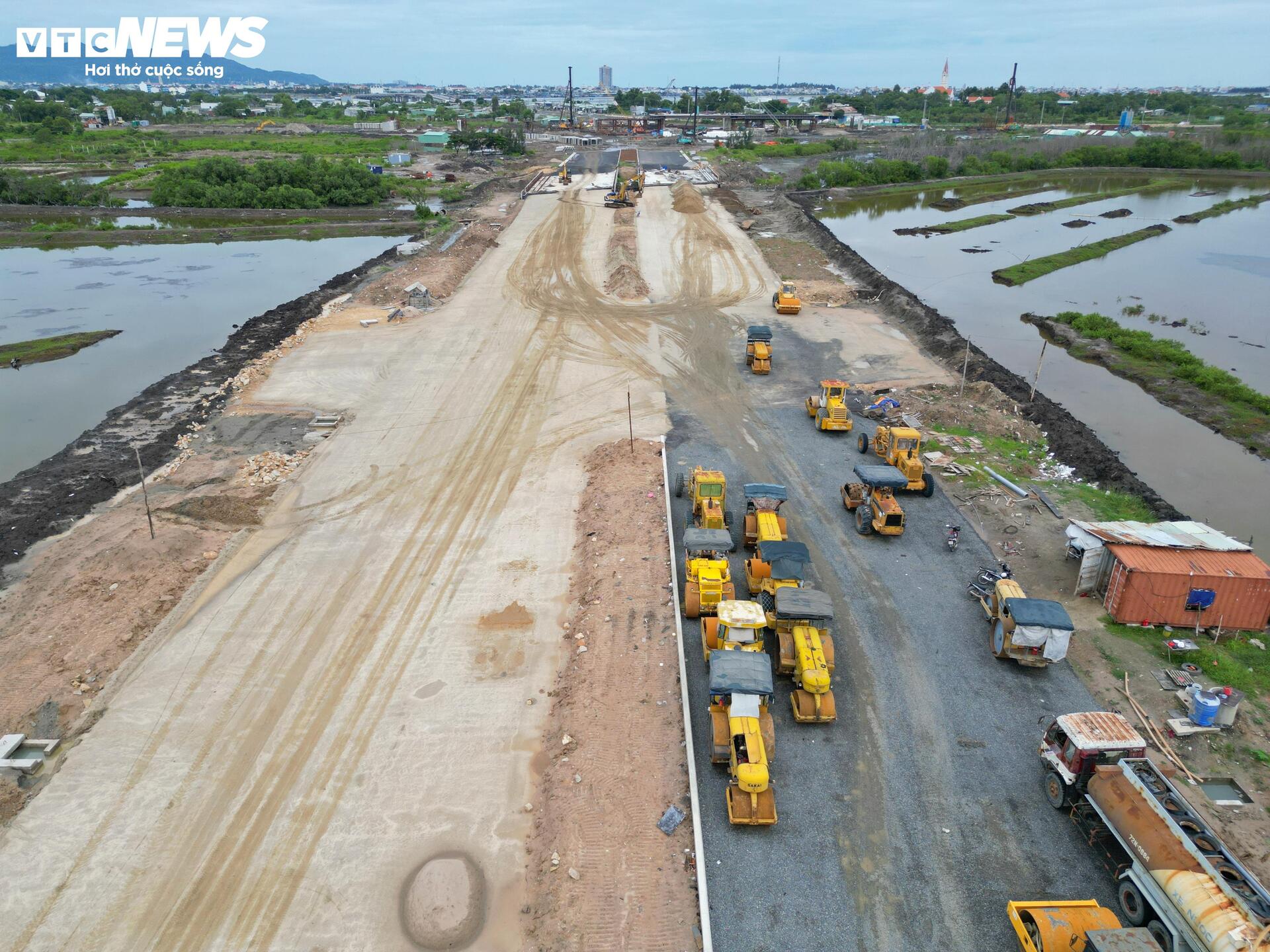 Cận cảnh đường ven biển kết nối TP.HCM - Lâm Đồng - Ảnh 3