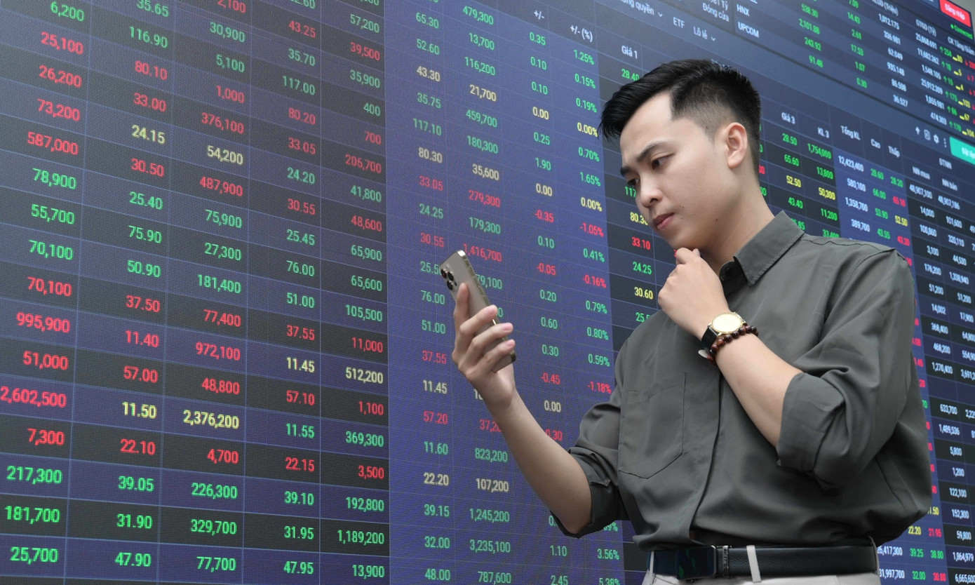 Chứng khoán rung lắc trên đỉnh, có nên mạo hiểm với cổ phiếu ‘trà đá’? - Ảnh 2