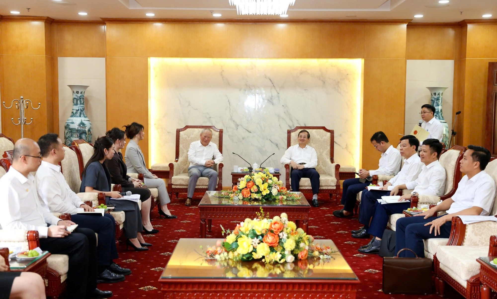 Chưa đầy 1 tháng, Tập đoàn xây dựng lớn top đầu Trung Quốc của ông Nghiêm Giới Hòa liên tục đến Hưng Yên, Thanh Hóa, Cao Bằng, Thái Nguyên… tìm cơ hội đầu tư, loạt dự án “khủng” sắp xuất hiện? - Ảnh 2