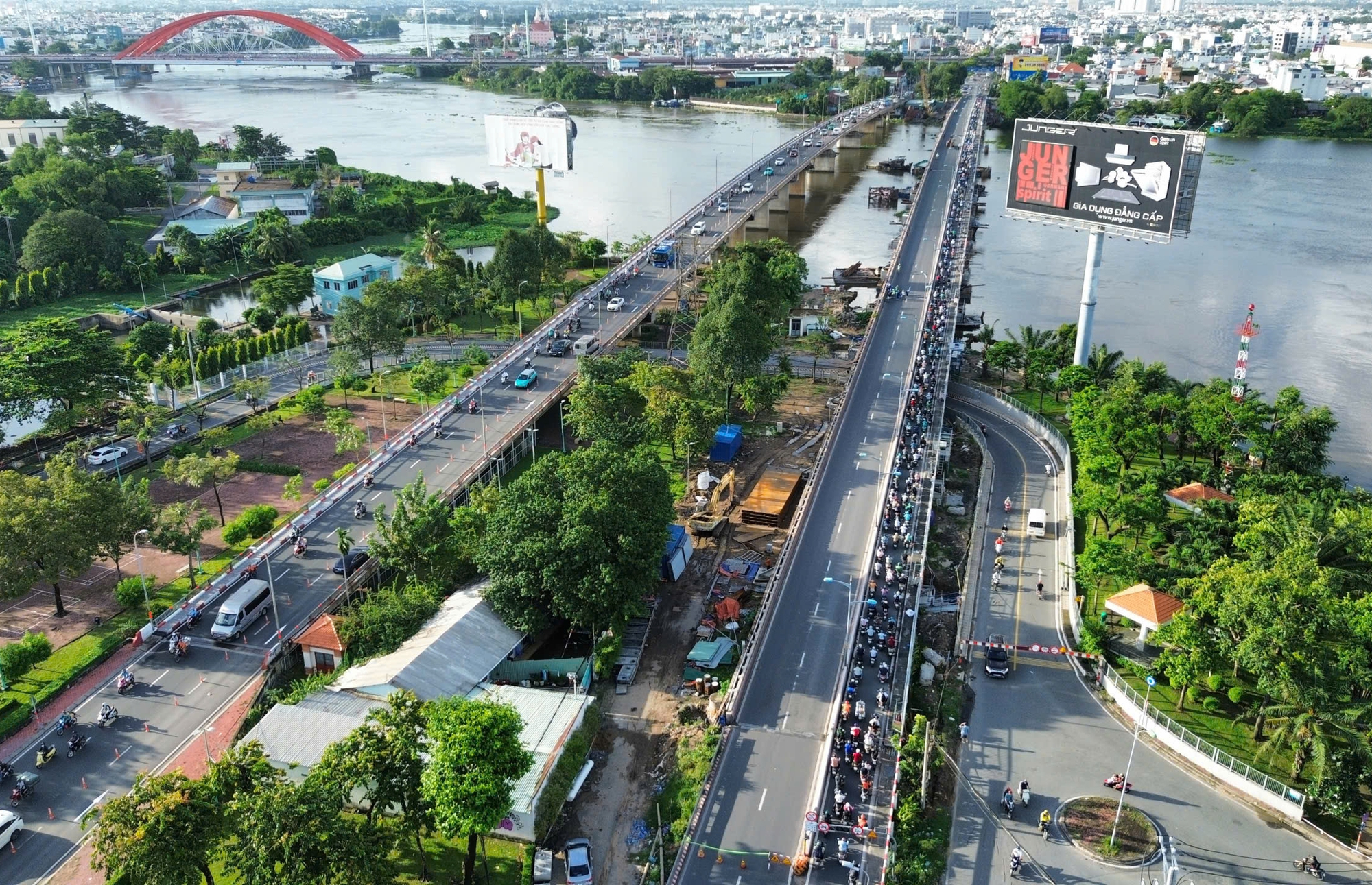 CSGT TP HCM khuyến cáo 4 kỹ năng khi sử dụng xe điện - Ảnh 1