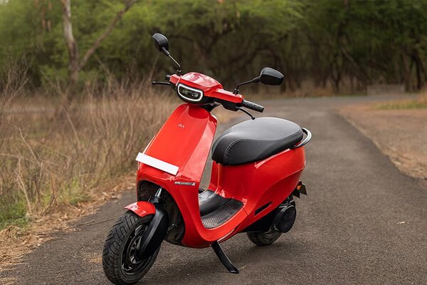 Xe điện giá 44 triệu đồng, tốc độ 141km/h và 2 phanh ABS - Ảnh 2