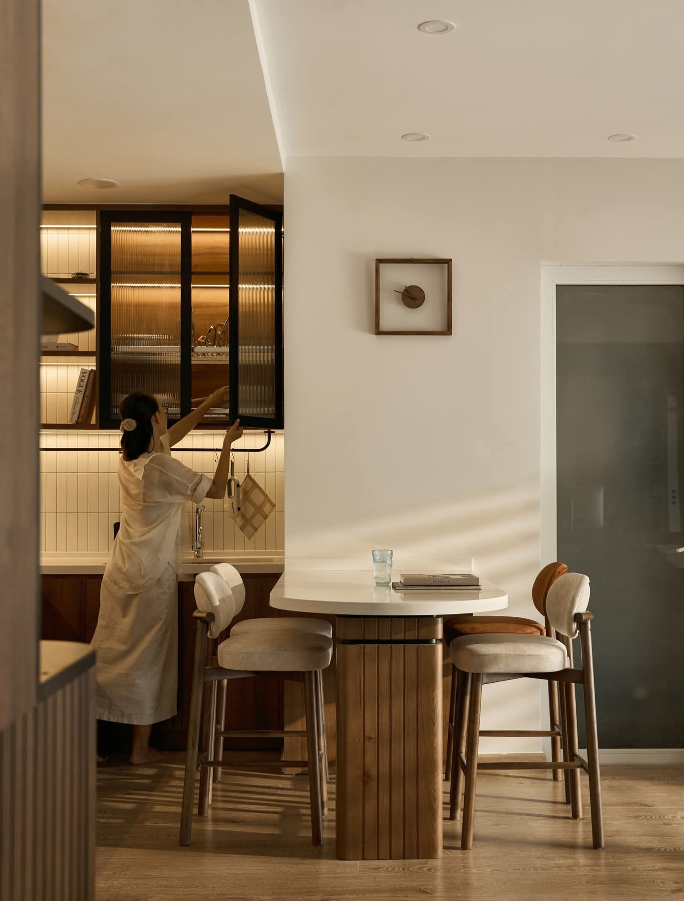 Không gian ấm cúng mộc mạc của căn hộ 62m2 hai phòng ngủ - Ảnh 7