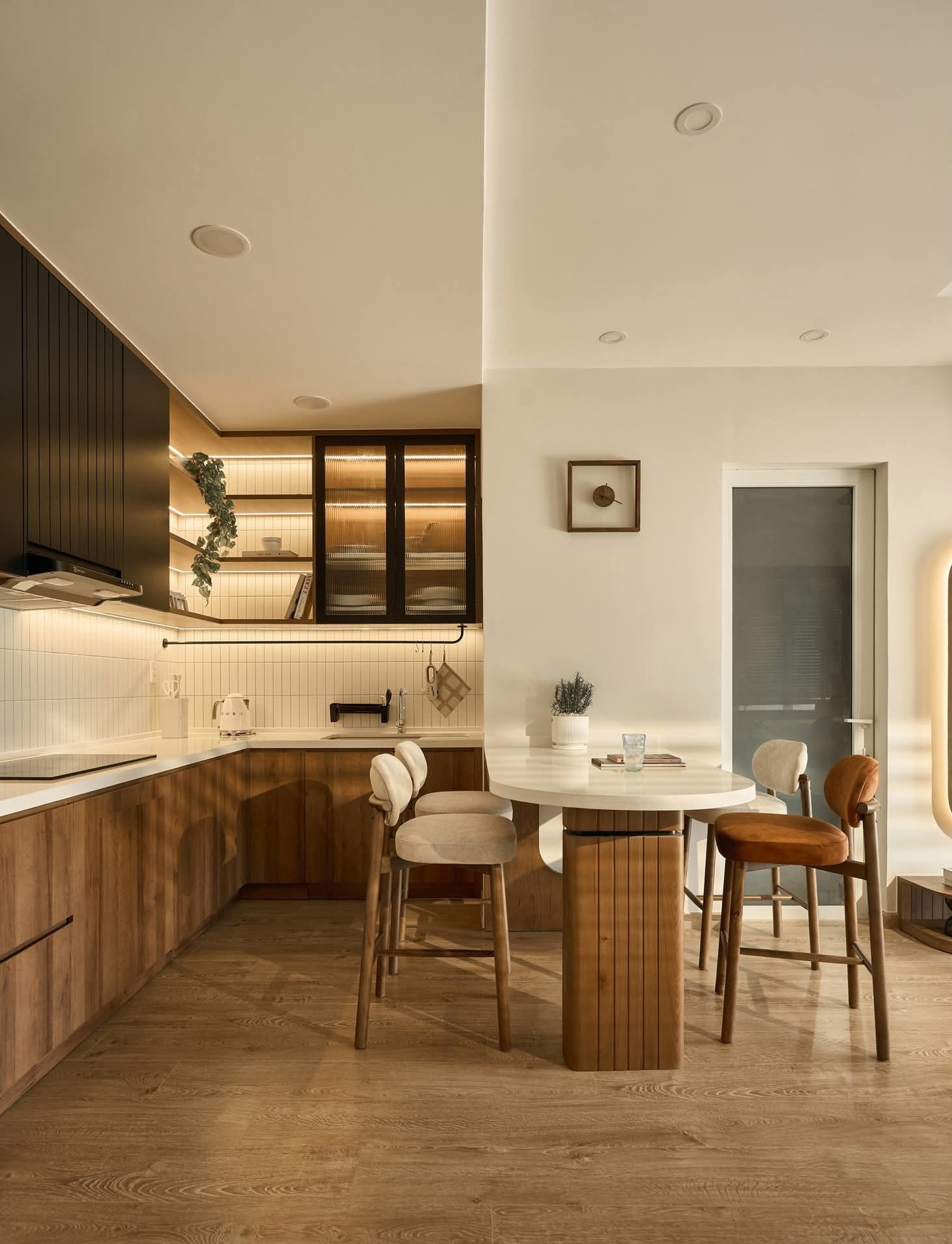 Không gian ấm cúng mộc mạc của căn hộ 62m2 hai phòng ngủ - Ảnh 8