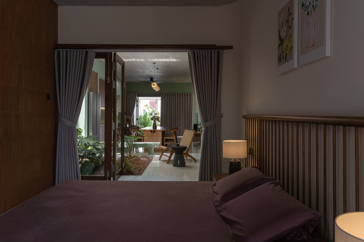 Ngôi nhà hiện đại ở Miền Tây rộng 120m2 mang vẻ đẹp nhà vườn truyền thống - Ảnh 11