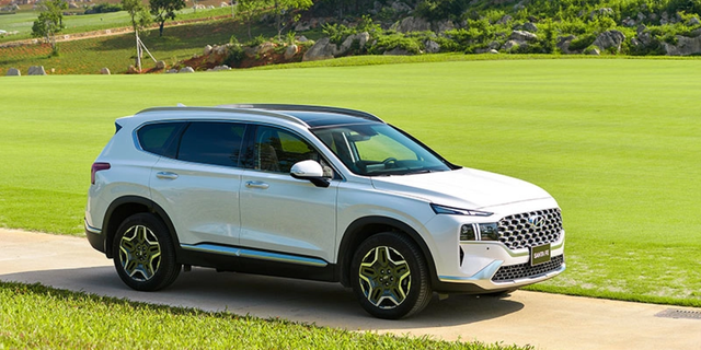 4 mẫu ô tô tiết kiệm xăng sắp về Việt Nam: Có xe to hơn CX-5 nhưng ăn ít xăng hơn cả Vios, chỉ 5,1L/100km - Ảnh 2