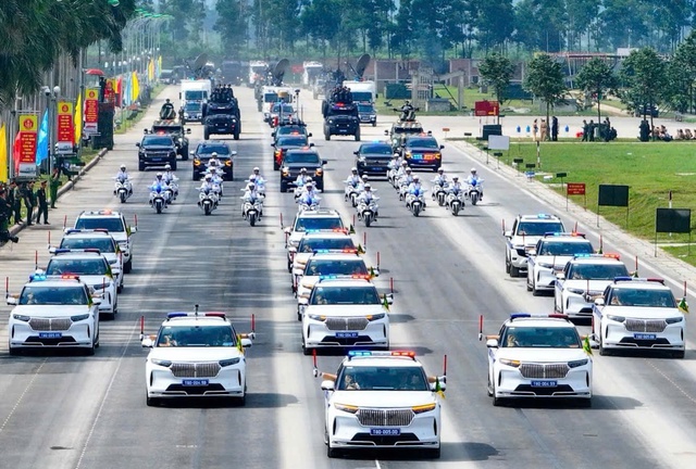 Công an Hà Nội phát thông báo mới tới tất cả người tham gia giao thông từ 11h30 ngày mai - Ảnh 1