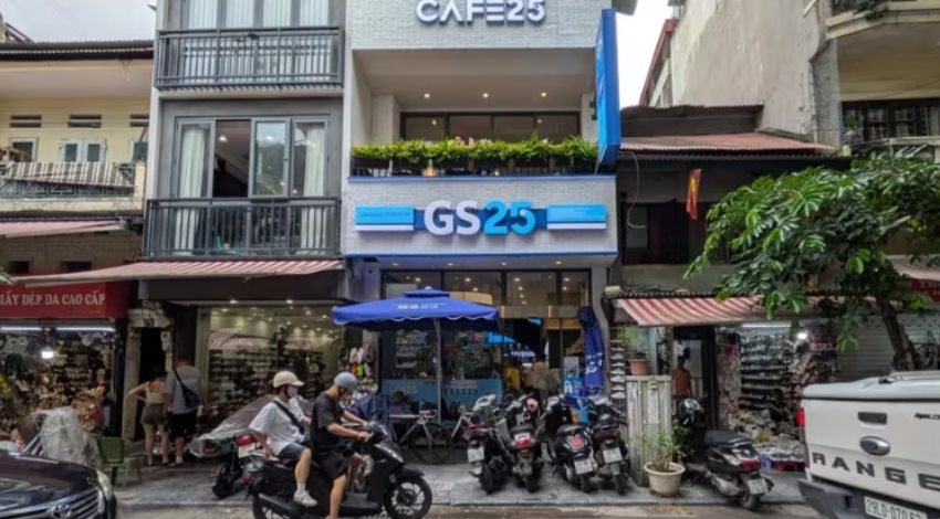 Đại chiến cửa hàng tiện lợi tại Hà Nội: 7-Eleven, GS25 chi đậm 100-200 USD/m2 thuê mặt bằng, đắt ngang ngửa trung tâm Tokyo để mong lật đổ Circle K - Ảnh 1