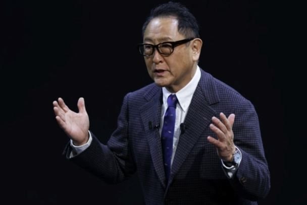 Ngược chiều thế giới, Chủ tịch Akio Toyoda chứng minh mình đúng khi làm xe lai: Loạt 'ông lớn' giảm sản lượng xe điện, thời hưng thịnh của hybrid bắt đầu - Ảnh 2