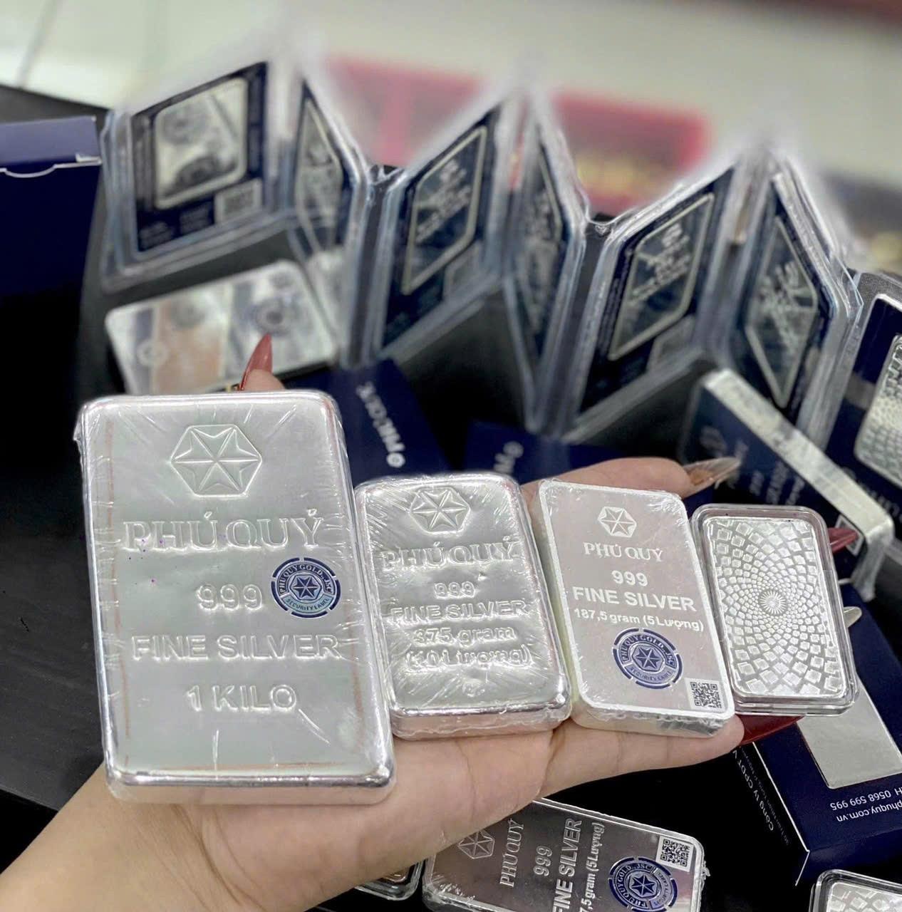 Sự trỗi dậy của một kim loại quý trong kỷ nguyên của tiền điện tử khiến nhiều ngân hàng toàn cầu thay đổi chiến lược đầu tư - Ảnh 1