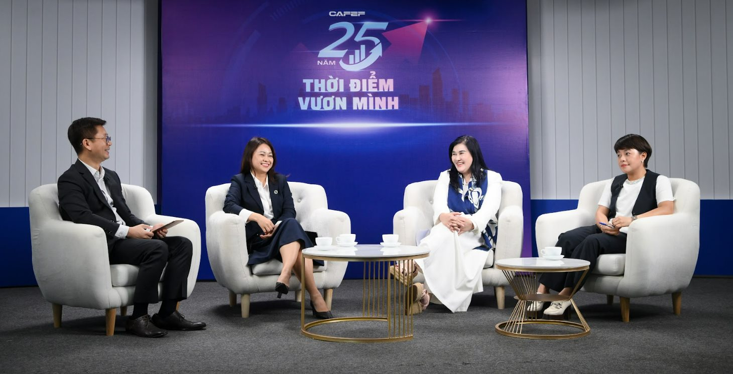 Lãnh đạo UBCK, CFO Vietjet và CEO TCBS cùng ngồi lại: 'Bật mí' áp lực và kỳ vọng thực sự của doanh nghiệp khi lên sàn sau 25 năm TTCK 'thử lửa' - Ảnh 1