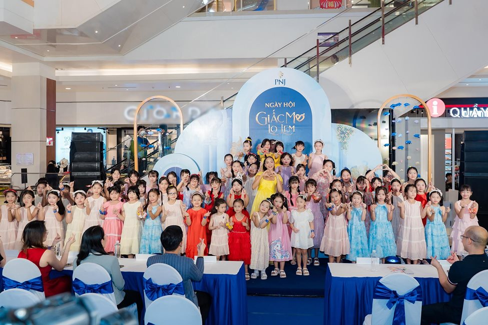 PNJ đứng đầu top doanh nghiệp bán lẻ nộp ngân sách lớn nhất - Ảnh 4