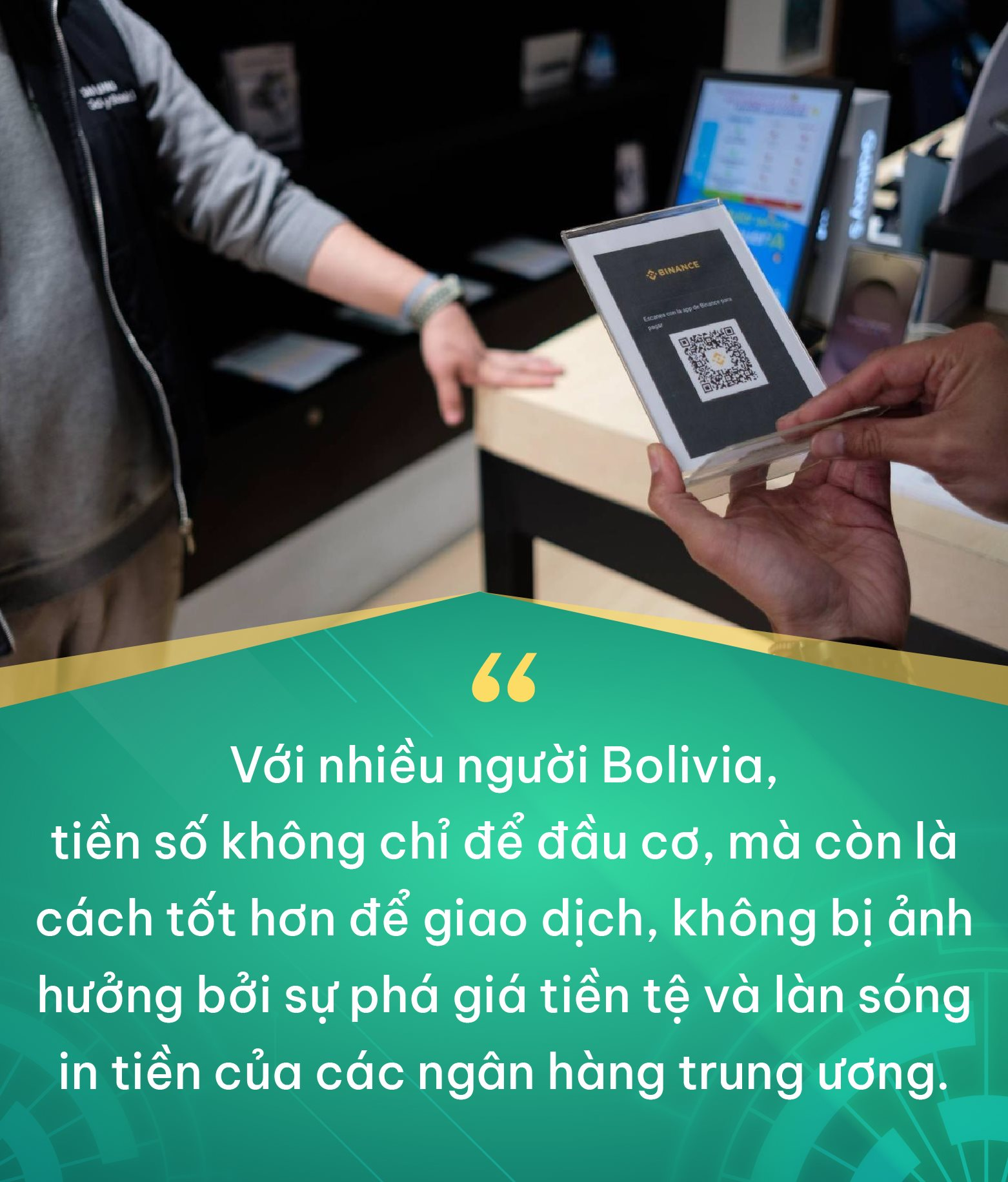 Lo sợ tiền để trong két bị “bay hơi" giá trị, quốc gia 10 triệu dân đời thường hóa bitcoin: Chuyên gia cảnh báo rủi ro từ “chủ nghĩa thực dân tiền số” - Ảnh 3