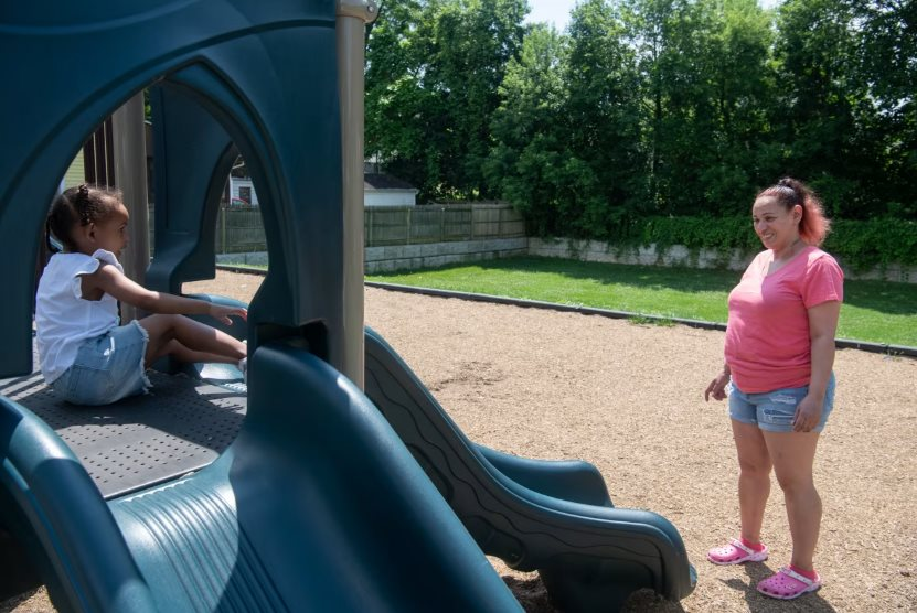 Nghịch lý: Nền kinh tế lớn nhất thế giới nhưng 35 triệu trẻ em sống trong gia đình khó khăn, luẩn quẩn giữa nợ nần, bữa ăn cũng phải đo đếm - Ảnh 3