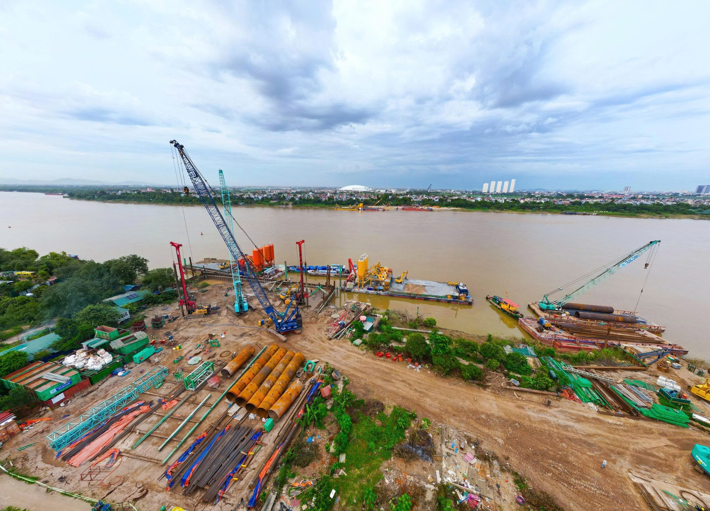 Hiện trạng dự án cầu Tứ Liên gần 20.000 tỷ đồng sau hơn 2 tháng triển khai - Ảnh 8