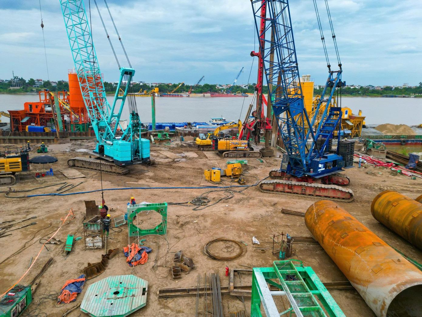 Hiện trạng dự án cầu Tứ Liên gần 20.000 tỷ đồng sau hơn 2 tháng triển khai - Ảnh 9