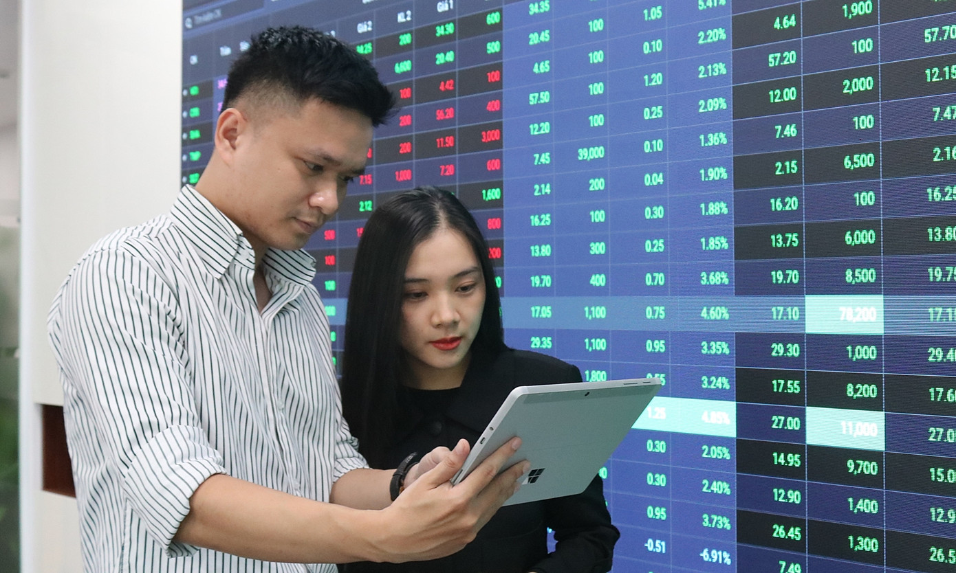 Doanh nghiệp ồ ạt IPO, thị trường chứng khoán sắp đón 'hàng khủng'? - Ảnh 1
