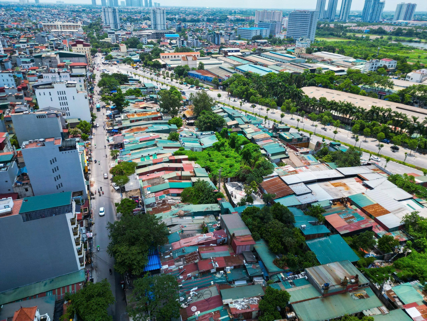 Hiện trạng tuyến đường được Hà Nội ứng trước 700 tỷ đồng để nâng cấp, mở rộng - Ảnh 11