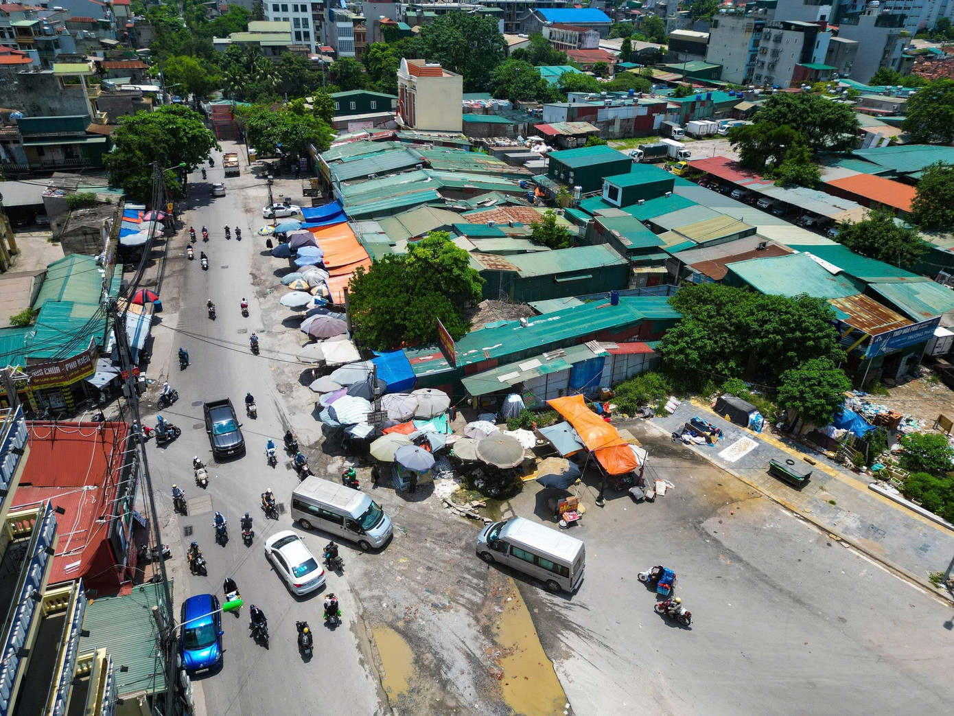 Hiện trạng tuyến đường được Hà Nội ứng trước 700 tỷ đồng để nâng cấp, mở rộng - Ảnh 10