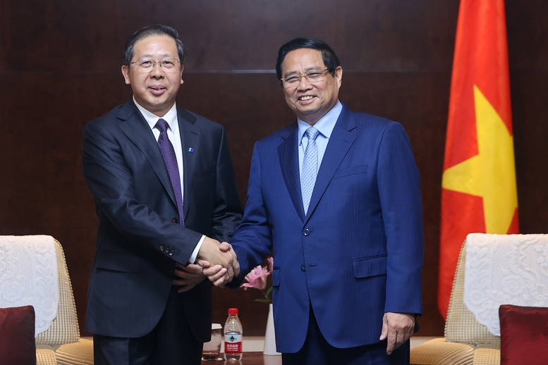 Thủ tướng tiếp lãnh đạo các tập đoàn hàng đầu Trung Quốc muốn mở rộng đầu tư, hợp tác tại Việt Nam - Ảnh 1