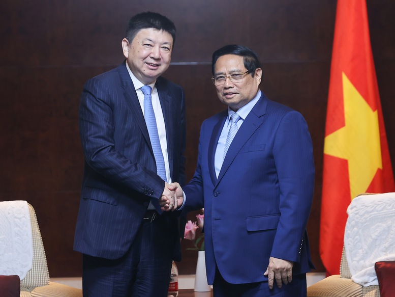Thủ tướng tiếp lãnh đạo các tập đoàn hàng đầu Trung Quốc muốn mở rộng đầu tư, hợp tác tại Việt Nam - Ảnh 5