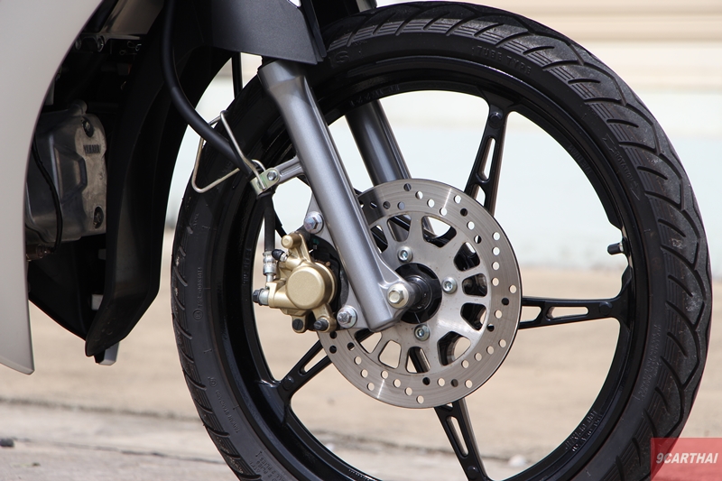 Đối thủ Honda Future ra mắt bản mới: Có phanh "một được hai", ăn xăng 1,1L/100km, giá quy đổi 33 triệu - Ảnh 2