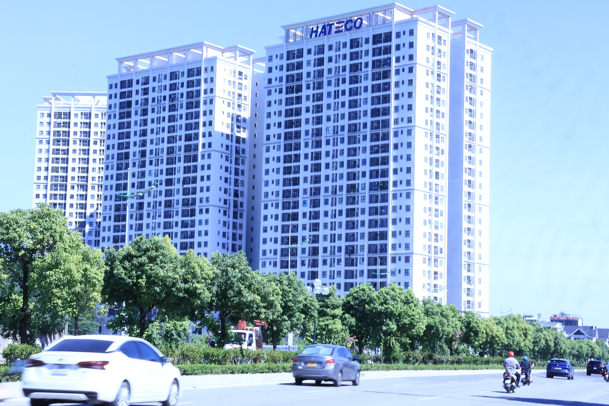 Bộ Xây dựng nói về chính sách mở rộng đối tượng thuê nhà ở công vụ - Ảnh 1