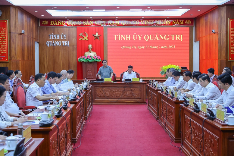 Thủ tướng: Quảng Trị cần phát huy thế mạnh “không nơi nào có được” để thoát nghèo, làm giàu - Ảnh 4