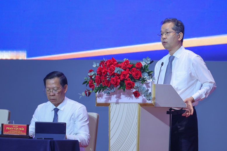 Thủ tướng: Trung tâm tài chính quốc tế là nơi pháp luật được "thiết kế cho tương lai" - Ảnh 4