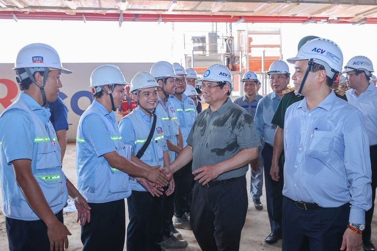 Thủ tướng lần thứ 8 kiểm tra sân bay Long Thành, yêu cầu cơ bản hoàn thành vào 19/12/2025 - Ảnh 10