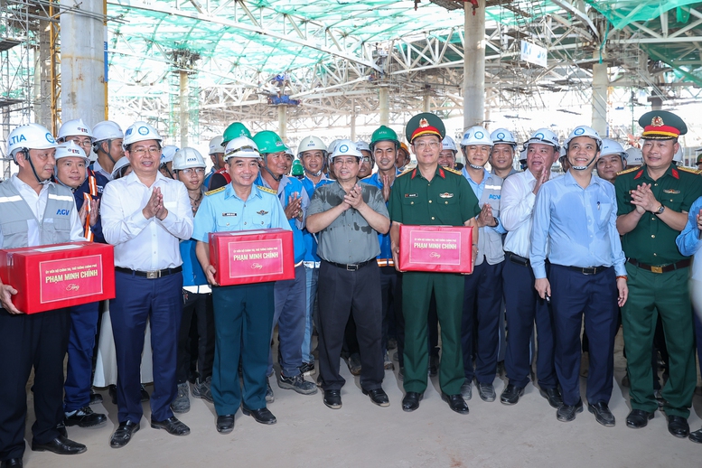 Thủ tướng lần thứ 8 kiểm tra sân bay Long Thành, yêu cầu cơ bản hoàn thành vào 19/12/2025 - Ảnh 11