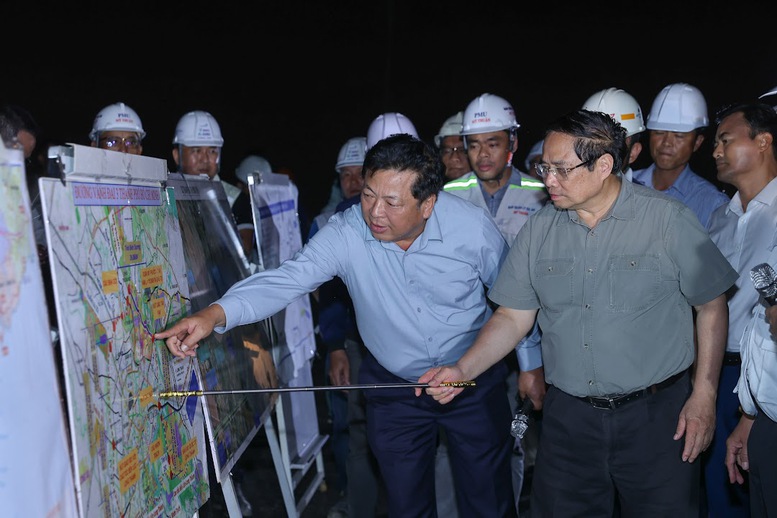 Thủ tướng lần thứ 8 kiểm tra sân bay Long Thành, yêu cầu cơ bản hoàn thành vào 19/12/2025 - Ảnh 12