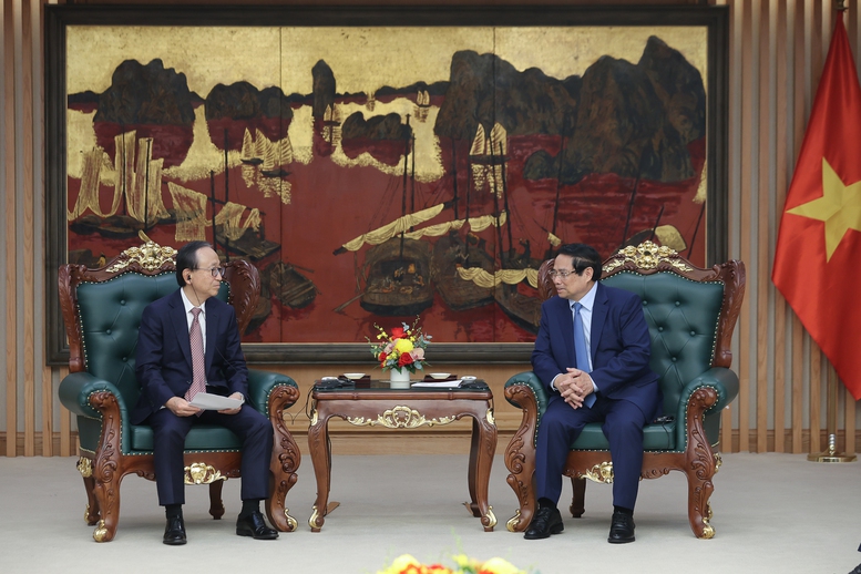 Thủ tướng đề nghị ngân hàng hàng đầu Nhật Bản và thế giới tham gia Trung tâm tài chính quốc tế tại Việt Nam - Ảnh 2