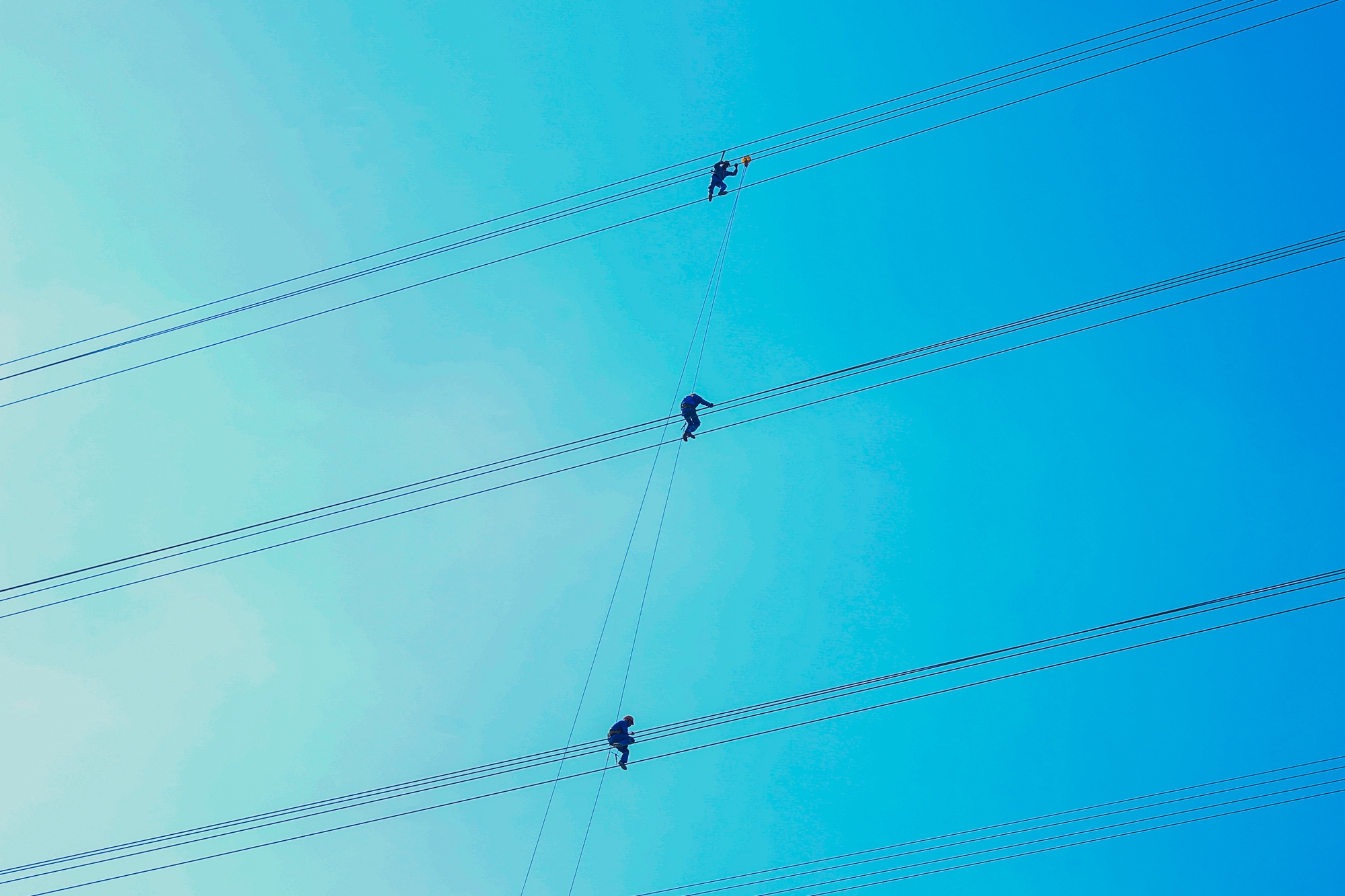 Dự án hơn 7,4 nghìn tỷ đồng, dài 229km thi công thần tốc: Dùng thiết bị không người lái rút ngắn thời gian - Ảnh 1