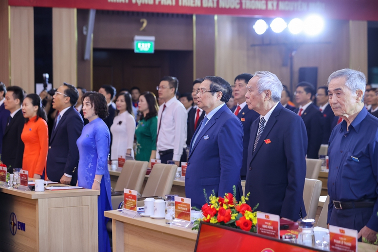 Thủ tướng: Bảo đảm đủ điện cho tăng trưởng 2 con số và tránh các cú sốc về giá - Ảnh 3