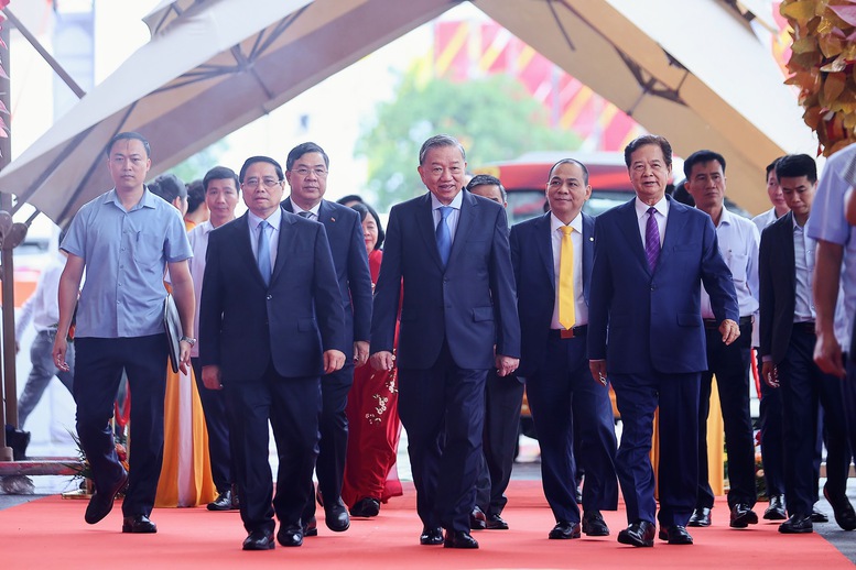 Thủ tướng Phạm Minh Chính: Không khí đặc biệt, khí thế đặc biệt, nỗ lực đặc biệt, sẽ tạo thành quả đặc biệt - Ảnh 1