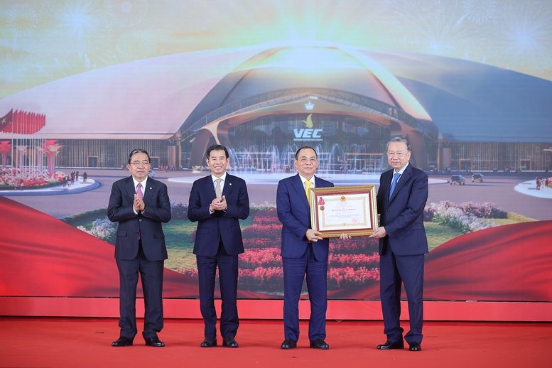 Thủ tướng Phạm Minh Chính: Không khí đặc biệt, khí thế đặc biệt, nỗ lực đặc biệt, sẽ tạo thành quả đặc biệt - Ảnh 10